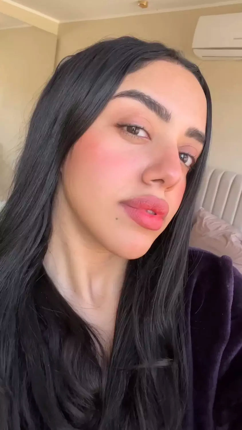 سيروم تنت سوبر سيكسي بالعكر الفاسي والهايلورونيك والكولاچين وڤايتمن B5 لتوريد الشفايف و الخدود واي منطقه في الجسم تحتاج توريد