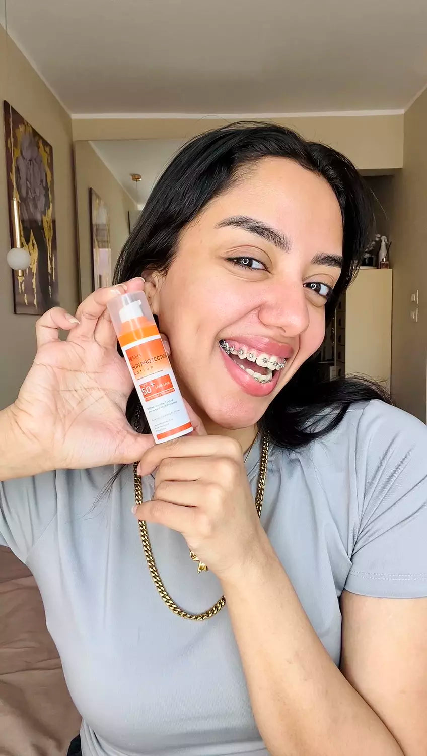 صن بروتيكشن لوشن صن سكرين طبي للحماية من اشعة الشمس SPF 50+ UVA / UVB بدون وايت كاست بدون ملمس دهني - مناسب كل انواع البشره حتي الدهنيه والحساسه