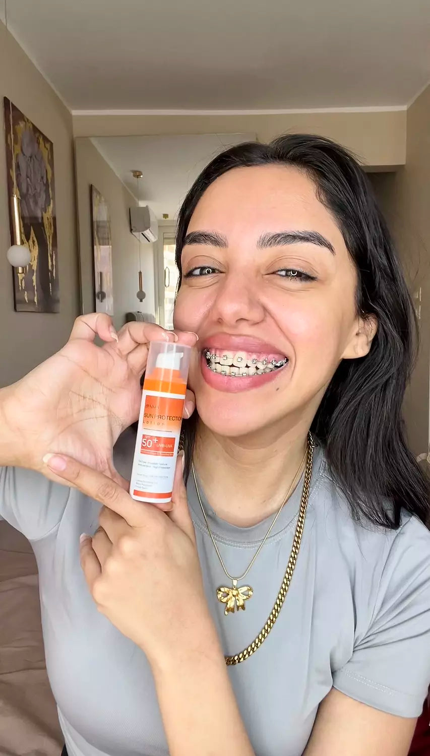 صن بروتيكشن لوشن صن سكرين طبي للحماية من اشعة الشمس SPF 50+ UVA / UVB بدون وايت كاست بدون ملمس دهني - مناسب كل انواع البشره حتي الدهنيه والحساسه