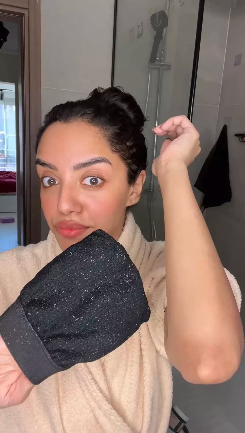 بوكس الحمام المغربي خمس منتجات منهم منتجين هدية بخصم 65% | صابون مغربي بالنيله الزرقاء - طمي مغربي بالحنه البيضاء وليفه مغربي اصلي - وسيروم اظافر هدية - و مرطب يد هدية