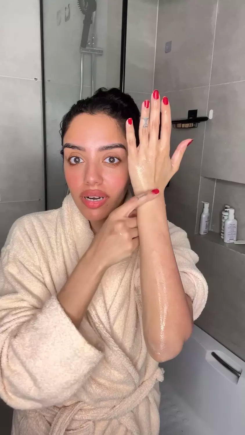 بوكس الحمام المغربي خمس منتجات منهم منتجين هدية بخصم 65% | صابون مغربي بالنيله الزرقاء - طمي مغربي بالحنه البيضاء وليفه مغربي اصلي - وسيروم اظافر هدية - و مرطب يد هدية